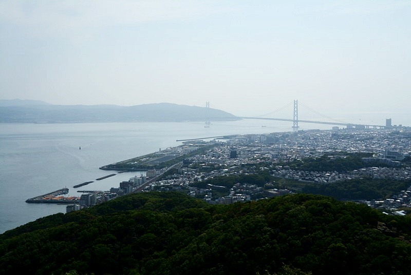 須磨浦山上遊園の展望(明石海峡大橋)